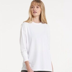 Vuori Long Sleeved Feather Tee